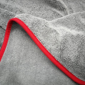 Toalla de <span class=keywords><strong>Microfibra</strong></span> para Auto <span class=keywords><strong>DF</strong></span> 320 GSM, Tamaño Grande 70x180cm, Gris, Sin Bordes, Secado Rápido, para Limpieza y Secado de Autos - Product Image 5