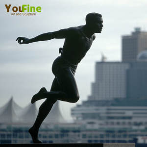 庭の装飾的なブロンズメタルランニングマンスタチュー - Product Image 2