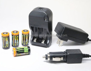 新しい充電式CR123A 3v LFPバッテリーとSMART AC/DC充電器およびカーチャージャー - Product Image 1