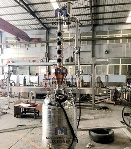 Alambic/Distillateur d'alcool domestique en acier inoxydable 30L/50L/100L/200L avec ports <span class=keywords><strong>de</strong></span> raccordement Tri-Clamp personnalisés - Product Image 4