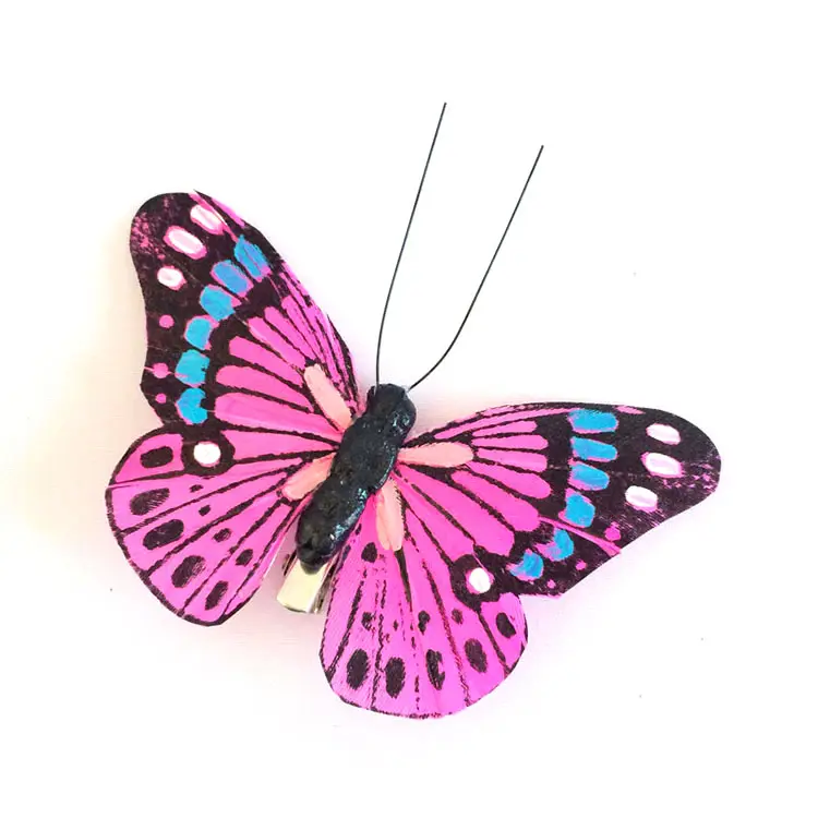 フラワーアレンジメントのための蝶の装飾
