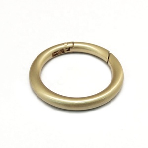 5mm grand mousqueton en or brossé grand rond en métal mousqueton anneau - Product Image 2