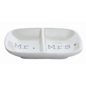 Creative Co-op Ceramic 2 Abschnitt Herr und Frau Ring Dish für die Hochzeit