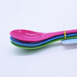 Cuchara grande <span class=keywords><strong>de</strong></span> <span class=keywords><strong>plástico</strong></span> <span class=keywords><strong>para</strong></span> sopa, cuchara <span class=keywords><strong>de</strong></span> arroz <span class=keywords><strong>para</strong></span> <span class=keywords><strong>cocina</strong></span>, hogar - Product Image 3