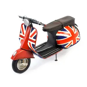 İngiltere İngiltere bayrağı Metal el yapımı el sanatları eski motosiklet modeli klasik Retro Scooter süsleme çocuk oyuncakları ev masaüstü dekor