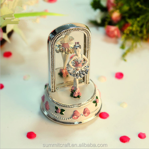 Espejo diseño resina rosa muchacha de la bailarina caja de música - Product Image 2