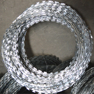 BTO-22 गर्म डूबा जस्ती <span class=keywords><strong>concertina</strong></span> उस्तरा तार - Product Image 4