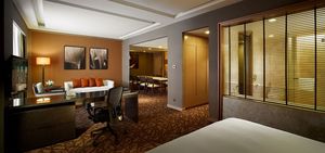 Meuble de l'hôtel de thaïlande, avec tête de lit King, table latérale, meuble TV, support pour bagages, table de chevet, bureau, fauteuil, pour l'hôtel - Product Image 5