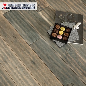 Parquet in Legno Massello Moderno, Nuovo Arrivo, Rovere Bianco Cinese, Produzione Olive Grove, Per Interni, 18mm, Ecologico, Raschiato a Mano - Product Image 2