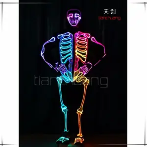 سوبر كول الهيكل العظمي نموذج الملابس على مرحلة الإضاءة مع مادة الألياف البصرية لإطالة حياة الاستخدام