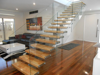 Clôture d'escalier transparente en fibre de verre, design de luxe, avec support en acier inoxydable 316