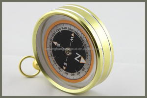 Boussole <span class=keywords><strong>magnétique</strong></span> vintage dorée Minghao OEM de haute qualité pour les activités de plein air, livrée avec une boucle pour une portabilité facile - Product Image 2