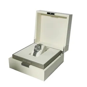 Hoge Kwaliteit Groothandel Custom Horloge Box Hout Witte Piano Lak Houten Geschenkdoos