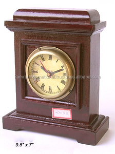 Reloj de Mesa Decorativo Tallado en Madera - Product Image 5
