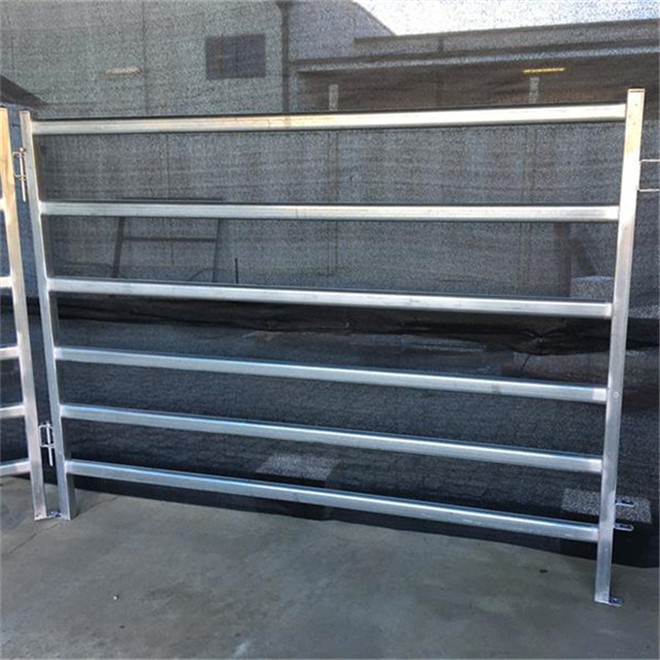 Secure Beautiful sliding gate designs for loading ramps At Enticing ...