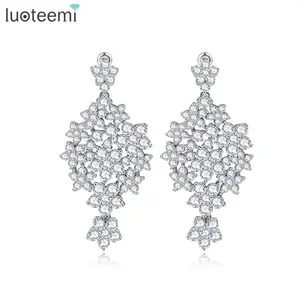 LUOTEEMI düğün takısı Hediye Brincos Bijoux Kadınlar Yeni Tasarım Sparkly Saf Yuvarlak Kristal Zirkon Kaplamalı Gelin Küpe Damızlık