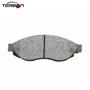 Plaquettes De <span class=keywords><strong>Frein</strong></span> avant <span class=keywords><strong>et</strong></span> Rotors pour Peugeot avec Emark - Product Image 1