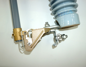 Interruptor Fusible de Expulsión Mecánica YIKA IEC 11KV 12KV con Materiales de Cobre y Cerámica, Alta Capacidad de Interrupción - Product Image 4