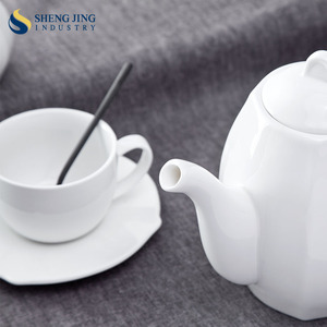 LOGOTIPO personalizado Moderno Antiguo <span class=keywords><strong>de</strong></span> la Forma Redonda <span class=keywords><strong>de</strong></span> Porcelana Blanca 210 ml Taza <span class=keywords><strong>de</strong></span> Té y Platillo - Product Image 3