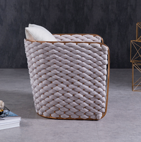 Fauteuil simple en velours, de couleur Beige, pour le salon