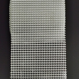 Produttore commercio all'ingrosso di 32 fila metà argento della sfera di stirata del rhinestone della maglia del nastro per la Cerimonia Nuziale Della Decorazione Della Torta - Product Image 2