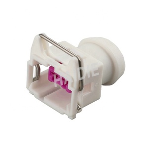 Spina per altoparlante 2 pin <span class=keywords><strong>Citroen</strong></span> <span class=keywords><strong>C4</strong></span> C6/connettore per altoparlante rich Kang/Peugeot permor plug per altoparlante per auto 144473 - Product Image 1