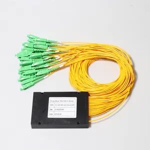 FTTB/FTTH SC/APC موصل ABS مربع 1*8 1*16 1*32 2*8 الألياف موزع بصري بتقنية المتحكم المنطقي القابل للبرمجة مع SC موصل ل FTTH