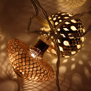 Indoor Outdoor Wedding Party Christmas Holiday Decoration <strong>Battery</strong> <strong>Operated</strong> <strong>Light</strong> Golden Ball <strong>String</strong> <strong>Light</strong> - Product Image 5