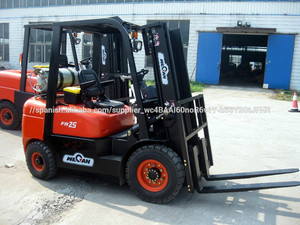 Nueva GRÚA HORQUILLA GAS BENCINA / GLP CPQD25 2500 kg con K21, Altura 4800 mm, Desplazador lateral - Product Image 1