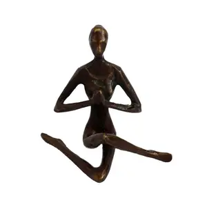 铸铁金属青铜雕塑单瑜伽雕像家居设计装饰品客厅配件餐桌装饰