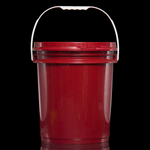 Cubos de plástico de 18 litros con tapas de Caño - Product Image 2