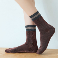 Chaussettes scintillantes pour femmes, chaussettes de sport pour femmes, chaussettes brillantes pour femmes, bas élastiques