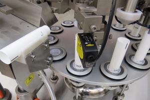 Easy to Operate and Adjust The Plastic-Alu Трубки Автомат Розлива - Product Image 2