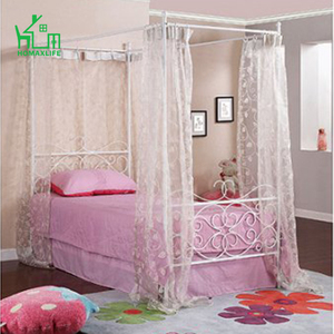 Elegante rondingen en regal details luifel smeedijzeren prinses bed met vier luifel berichten hebben ronde eindstukken op top - Product Image 4