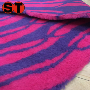 Coussin pour animaux de compagnie en polaire vétérinaire à motif ondulé/polyester, personnalisé pour <span class=keywords><strong>tapis</strong></span> pour animaux de compagnie/lit pour animaux de compagnie avec ou sans dos antidérapant en latex - Product Image 3