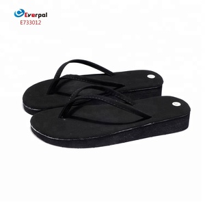 Sandali perizoma pantofola da donna con zeppa antiscivolo - Product Image 1