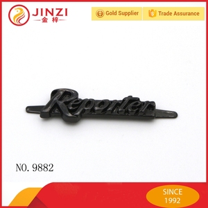 <span class=keywords><strong>Gun</strong></span> metal couleur haut de gamme lettres alphabet logo gravé en métal nom tag - Product Image 1