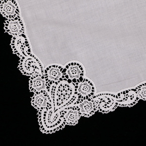 Pañuelos bordados imprimibles para mujer, regalo de Navidad y boda, bufanda cuadrada de 12 "x 12", pañuelos de encaje de algodón blanco para mujer - Product Image 3