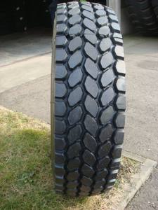 משולש מותג TB586 1400R24 1400R25 1600R25 14.00R24 <span class=keywords><strong>14.00R25</strong></span> 16.00R25 E2 נייד מנוף צמיג - Product Image 3