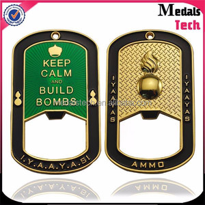 Diseño libre oro platyed aleación de zinc 5*3 logo grabado cerveza Etiqueta de perro con <span class=keywords><strong>el</strong></span> abrelatas de botella - Product Image 1