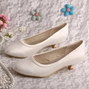 Sepatu prom rendah pompa heels 4 cm