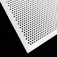 Medio ambiente de plástico perforada azulejo del techo y de un puñetazo de techo