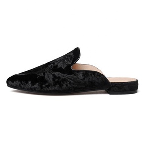 <span class=keywords><strong>Scarpe</strong></span> piatte <span class=keywords><strong>da</strong></span> donna <span class=keywords><strong>comode</strong></span> con punta ricamata di nuovo design - Product Image 4