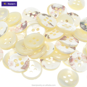 Wholesale 18L Four Holes Round China Buton Factory Trocas Shell <strong>Button</strong> - Product Image 2
