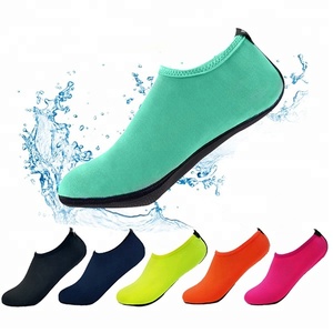 High Quality Colorful Neoprene <strong>Beach</strong> <strong>Socks</strong> for Adults Water Sports - Product Image 1