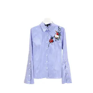 Direkt ab werk preis attraktive supreme westlichen rüschen floral shirt damen business