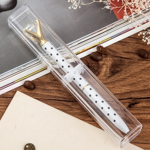 Transparent Plastic Pen Case Gift BoxesためOffice School Supplies