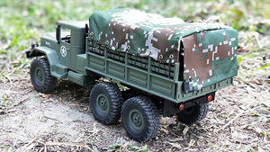 Camión Militar <span class=keywords><strong>Rc</strong></span> a Escala 1/16 de 2.4G, <span class=keywords><strong>6x6</strong></span> RTR, Modelo U.S M35, con Luces LED, Construcción Metálica, Control por Aplicación - Product Image 5