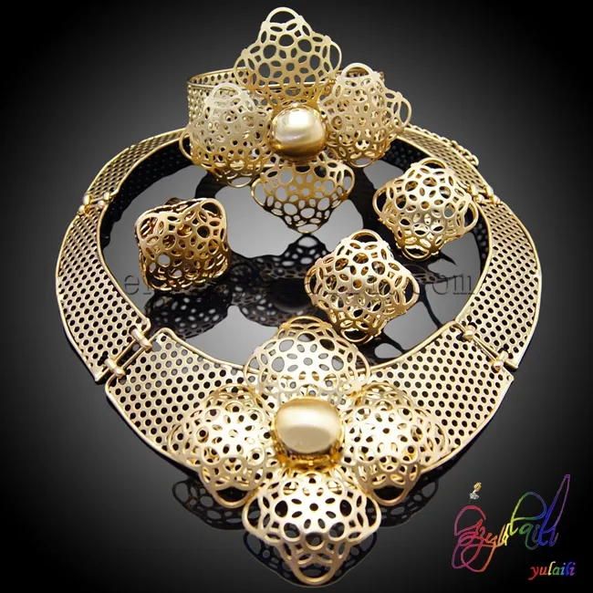 Chapado en oro de la joyería de moda alibaba expreso conjuntos de joyería de fantasía pulsera juegos de joyería