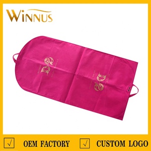 Özel logo seyahat takım elbise taşıyıcı Tote çanta kahverengi gri ceket elbise takım elbise hediye çantası olmayan dokuma kullanımlık giysi çantası ile düğme fermuar - Product Image 6